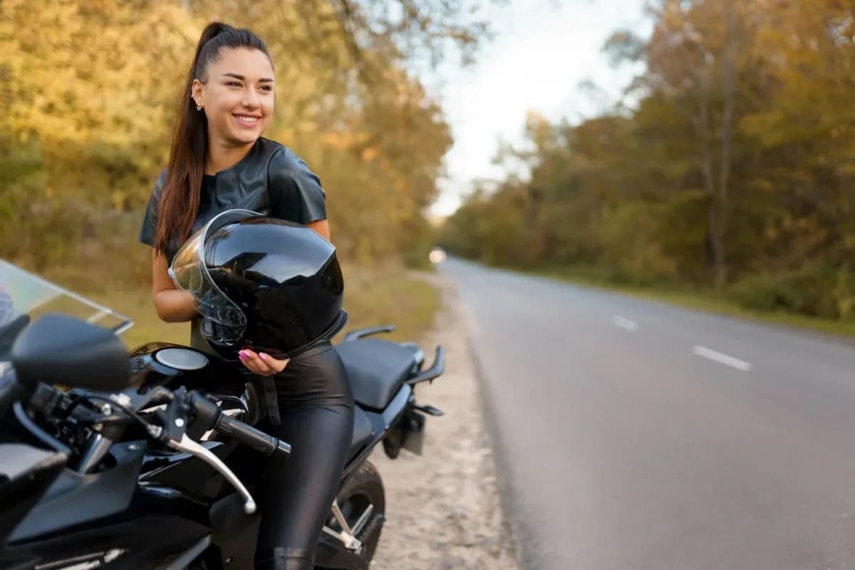 Wybór motocykla dla kobiety: 5 kluczowych aspektów przed zakupem maszyny