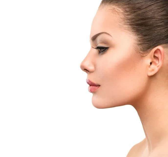 Jak poprawić swój wygląd kobiecie: kluczowe porady dla lepszej pielęgnacji