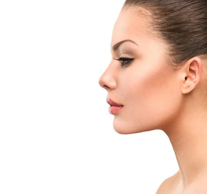 Jak poprawić swój wygląd kobiecie: kluczowe porady dla lepszej pielęgnacji