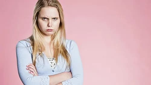 Jak zachowuje się zazdrosna dziewczyna? 10 oznak i rozwiązań