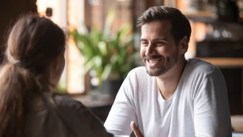 Jak być atrakcyjnym dla kobiet: 8 sprawdzonych sposobów na sukces